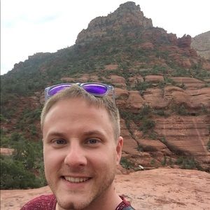 Meet your Posher, Corey